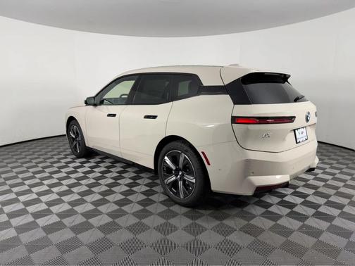 2026 BMW iX xDrive45