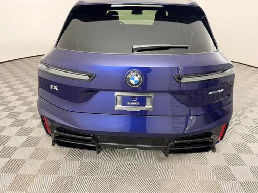 2026 BMW iX xDrive60