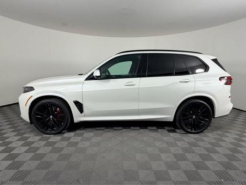 Mineral White Metallic 2026 BMW X5 xDrive40i