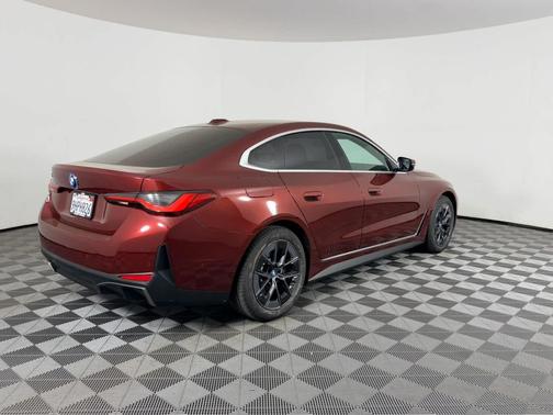 Aventurin Red Metallic 2023 BMW i4 Gran Coupe eDrive35
