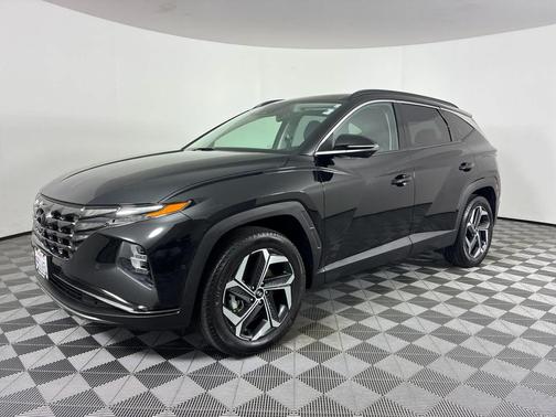 Phantom Black 2022 Hyundai TUCSON Limited