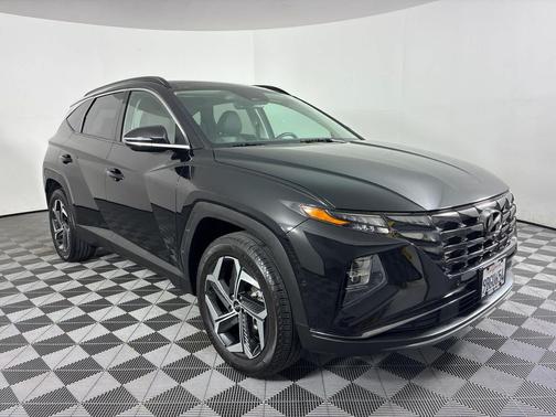 Phantom Black 2022 Hyundai TUCSON Limited