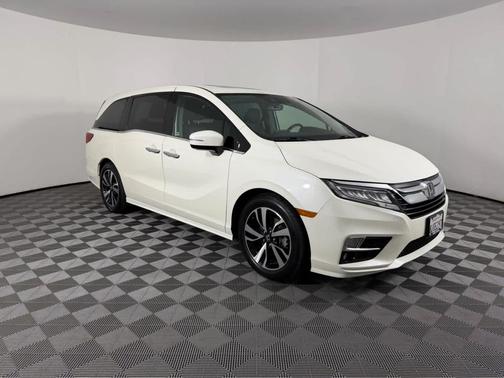 2019 Honda Odyssey Elite