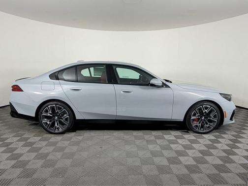 2026 BMW i5 xDrive40