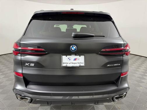 Frozen Black Metallic 2026 BMW X5 PHEV xDrive50e