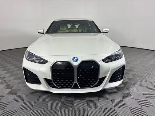 Mineral White Metallic 2023 BMW i4 Gran Coupe eDrive40