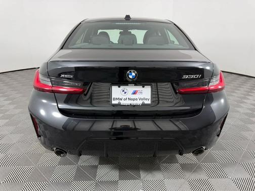 2026 BMW 330 xDrive NA