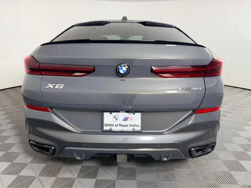 Dravit Grey Metallic 2026 BMW X6 xDrive40i