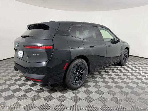 2026 BMW iX xDrive45