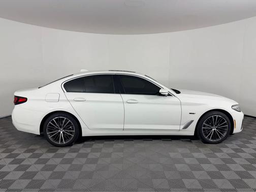 2023 BMW 530e Base