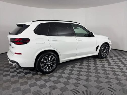 2026 BMW X5 sDrive40i