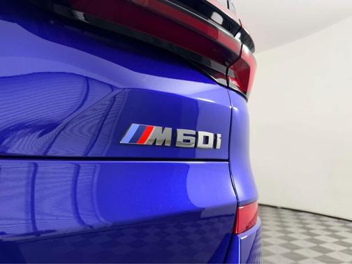 2026 BMW X5 M60i