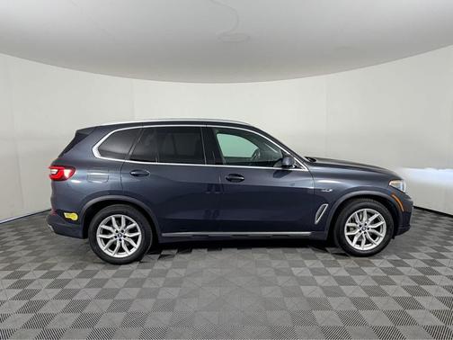 2022 BMW X5 PHEV xDrive45e
