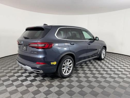 2022 BMW X5 PHEV xDrive45e
