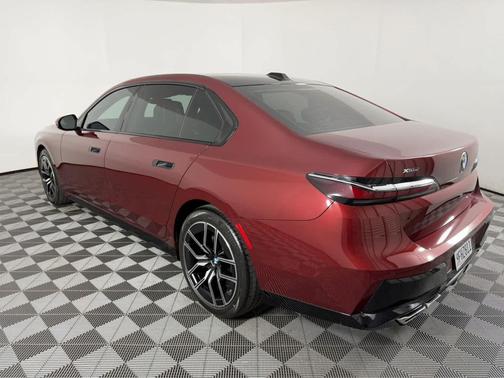 2023 BMW 760 i xDrive