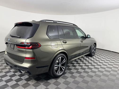 2026 BMW X7 xDrive40i