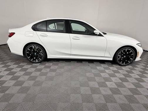 2026 BMW 330 xDrive