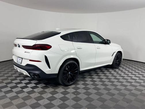 2026 BMW X6 M60i
