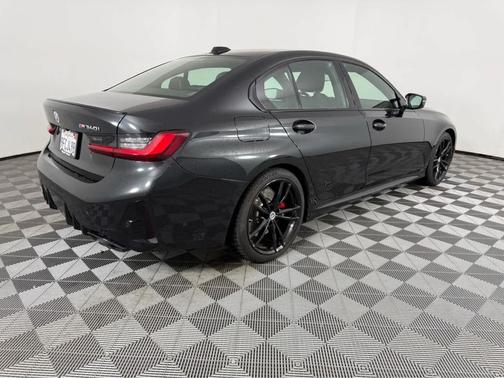 2023 BMW M340 i xDrive