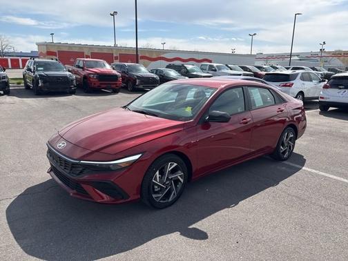 2025 Hyundai ELANTRA SEL Sport