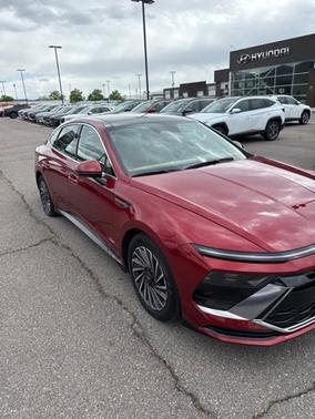 2025 Hyundai SONATA Hybrid Limited
