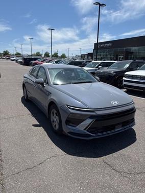 2025 Hyundai SONATA SE
