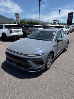 2025 Hyundai SONATA SE