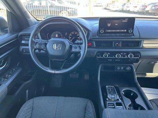 2023 Honda Pilot Sport