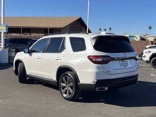 2023 Honda Pilot Sport