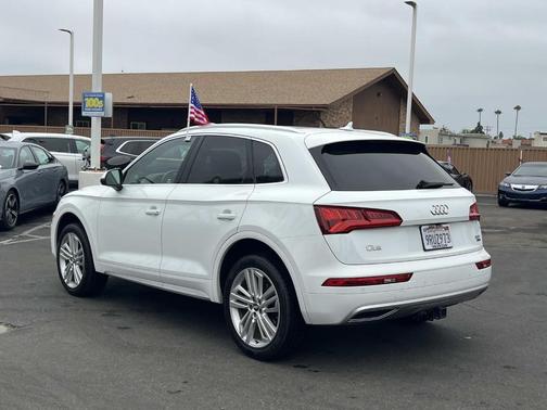 Ibis White 2018 Audi Q5 2.0T Premium Plus