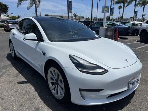White 2023 Tesla Model 3 Base
