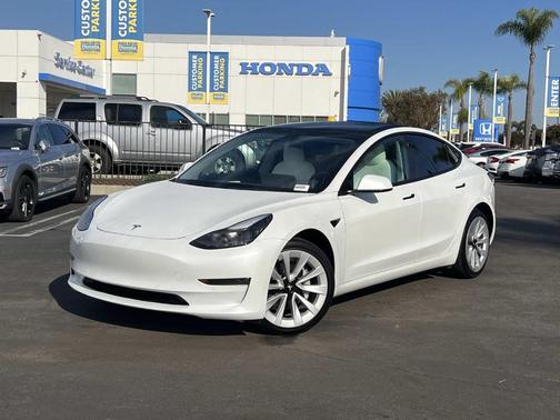 2021 Tesla Model 3 Standard Range Plus