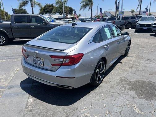 2022 Honda Accord Sport SE