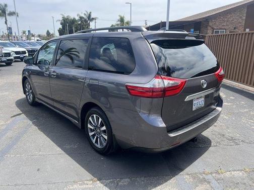 2020 Toyota Sienna Limited