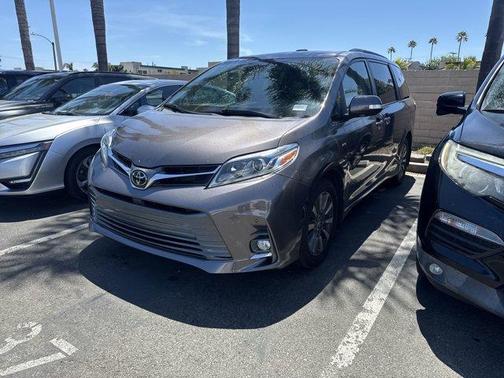 2020 Toyota Sienna Limited