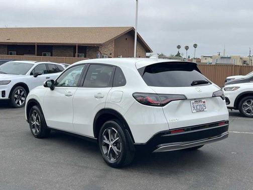 Platinum White 2024 Honda HR-V EX-L