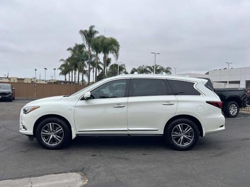 Majestic White 2019 INFINITI QX60 Luxe