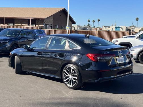 2022 Honda Civic Touring