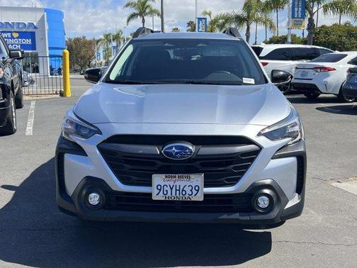 Ice Silver Metallic 2024 Subaru Outback Premium