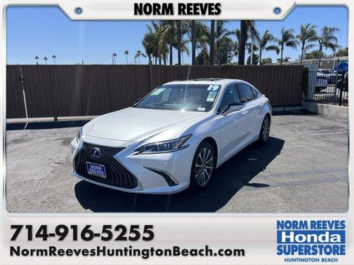 2019 Lexus ES 300h