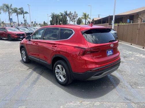 2022 Hyundai SANTA FE SE