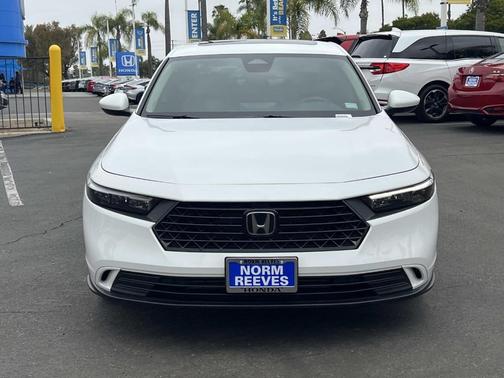 White 2023 Honda Accord EX