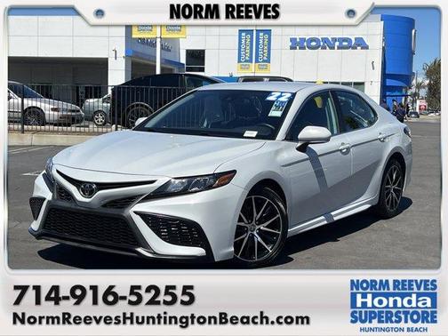 2022 Toyota Camry SE
