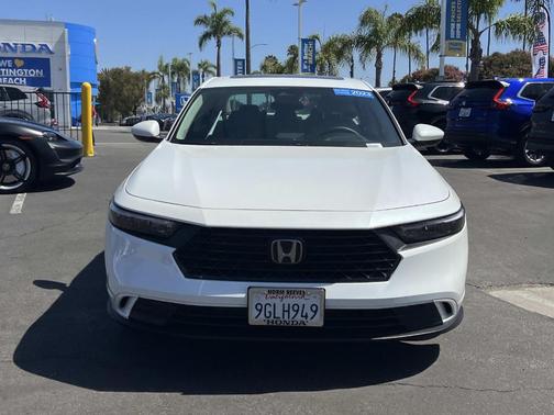 White 2023 Honda Accord EX