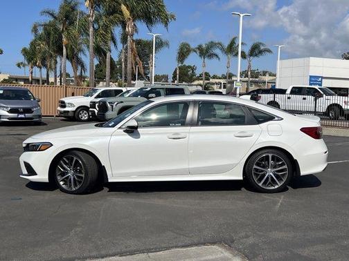 2022 Honda Civic Touring
