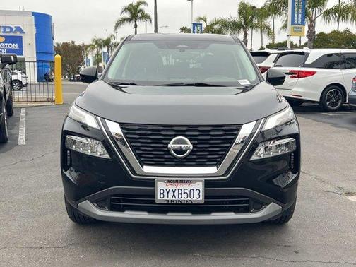Black 2021 Nissan Rogue SV