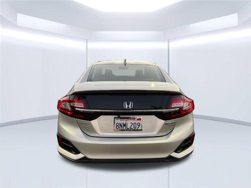 Silver 2019 Honda Clarity Plug-In Hybrid Touring