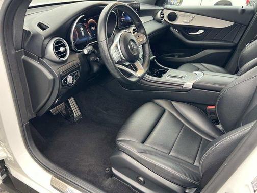 2022 Mercedes-Benz GLC 300 Base