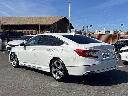 2018 Honda Accord Touring 2.0T