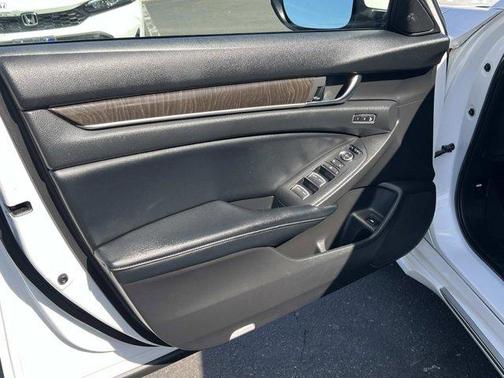 2018 Honda Accord Touring 2.0T